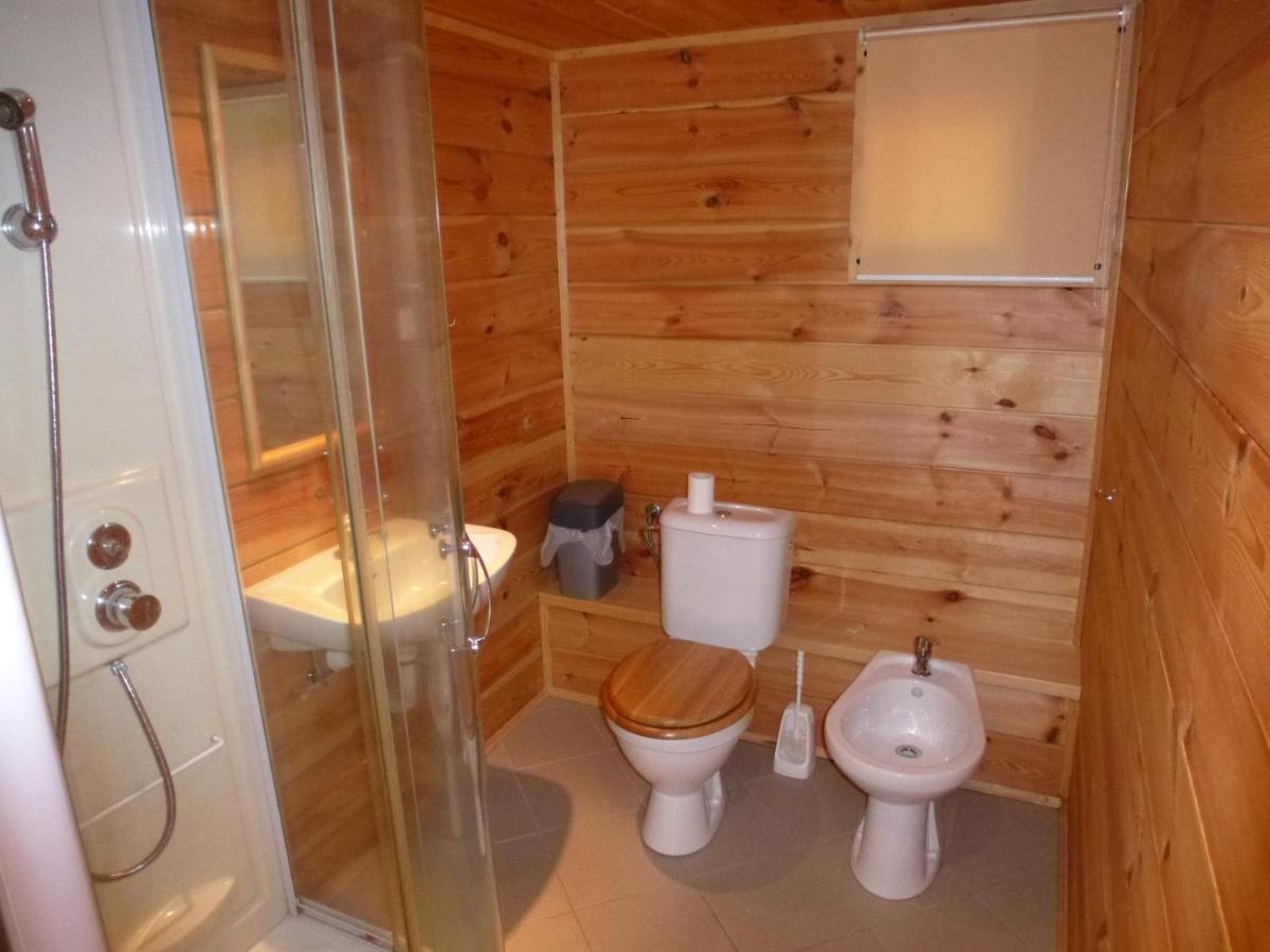 Hotel Restaurace Vráž Trhové Sviny Esterno foto